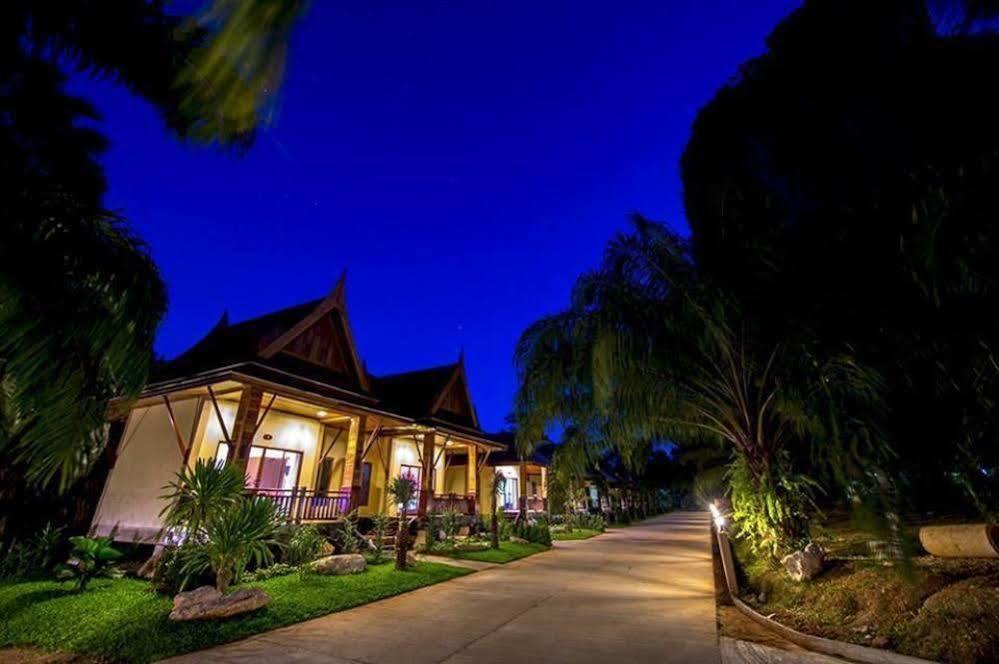 Dusit Phuphaya Resort Ao Luek Extérieur photo